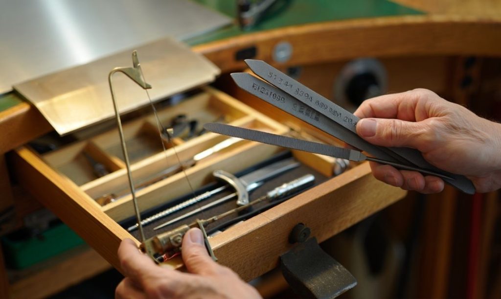 Como elegir tu primera herramienta profesional como joyero